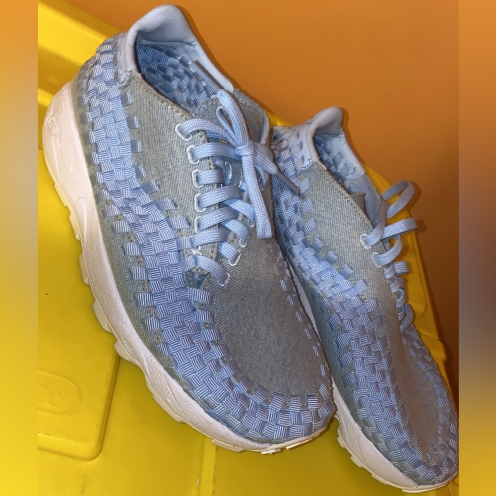 Nike women Light Blue Woven Sneakers